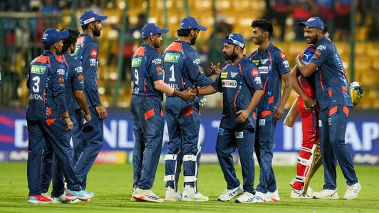 IPL 2024 Points Table: తాజాగా ఆర్సీబీని 28 పరుగులతో చిత్తు చేసిన లక్నో సూపర్ జెయింట్స్ నాలుగో స్థానానికి దూసుకెళ్లింది. ఆ టీమ్ మూడు మ్యాచ్ లలో రెండు గెలిచి, ఒకటి ఓడింది. 4 పాయింట్లు, 0.483 నెట్ రన్ రేట్ తో ఉంది.