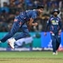 IPL 2024 Fastest Bowlers: ఐపీఎల్ 2024లో ఫాస్టెస్ట్ బాల్ వేసిన ఘనత లక్నో సూపర్ జెయింట్స్ బౌలర్ మయాంక్ యాదవ్ కు దక్కుతుంది. అతడు ఆర్సీబీతో మ్యాచ్ లో గంటకు 156.7 కి.మీ. వేగంతో బౌలింగ్ చేశాడు. <p>IPL 2024 Fastest Bowlers: ఐపీఎల్ 2024లో ఫాస్టెస్ట్ బాల్ వేసిన ఘనత లక్నో సూపర్ జెయింట్స్ బౌలర్ మయాంక్ యాదవ్ కు దక్కుతుంది. అతడు ఆర్సీబీతో మ్యాచ్ లో గంటకు 156.7 కి.మీ. వేగంతో బౌలింగ్ చేశాడు.</p>