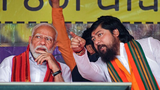ఉత్తర బెంగాల్లోని కూచ్ బిహార్ తో పాటు అలీపుర్దువార్, జల్పాయిగురిలో ఏప్రిల్ 19న లోక్ సభ ఎన్నికల తొలి విడత పోలింగ్ జరగనుంది.&nbsp;