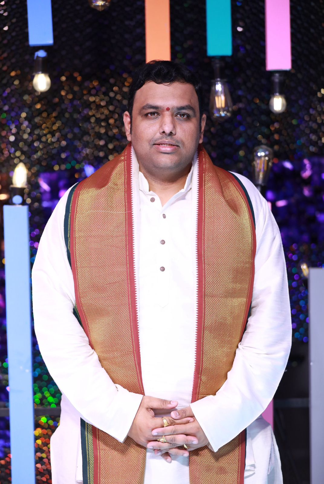 పంచాంగకర్త చిలకమర్తి ప్రభాకర చక్రవర్తి శర్మ పంచాంగకర్త చిలకమర్తి ప్రభాకర చక్రవర్తి శర్మ