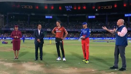 RCB vs SRH: ఆ ఇద్దరిపై వేటు వేసిన బెంగళూరు.. ఫెర్గ్యూసన్‍కు చోటు.. సేమ్ టీమ్‍తో హైదరాబాద్