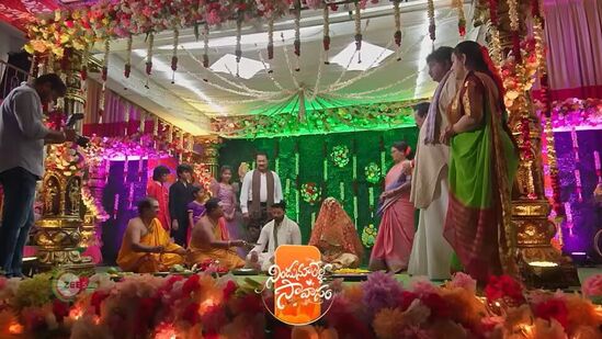 రామ్మూర్తి వల్ల చెరిగిన బంధనరేఖ.. కల్యాణమండపంలో అరుంధతి.. ముసుగేసుకుంటానన్న మనోహరి​!