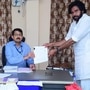 <p>జనసేన అధ్యక్షుడు పవన్ కల్యాణ్ పిఠాపురం అసెంబ్లీ స్థానానికి ఇవాళ నామినేషన్ దాఖలు చేశారు. ఎన్నికల అఫిడవిట్ లో గత అయిదు ఆర్థిక సంవత్సరాల ఆదాయం, అప్పులు, చెల్లించిన పన్నుల వివరాలు పవన్ తెలిపారు. గత అయిదేళ్లలో పవన్ కల్యాణ్ సంపాదన రూ.114.76 కోట్లు కాగా..ఇందుకు సంబంధించి రూ.47.07 కోట్లు ఆదాయపు పన్ను, రూ.26.84 కోట్లు జీఎస్టీ చెల్లించారు.&nbsp;</p>