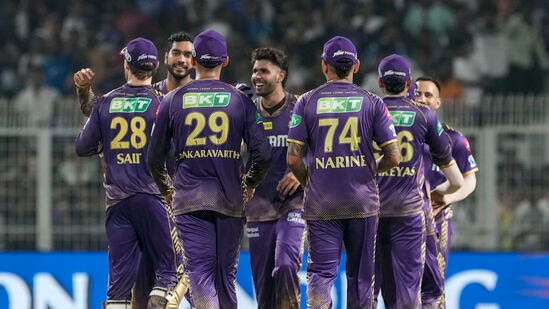 IPL 2024 Points Table: రెండో స్థానంలో కోల్‌కతా నైట్ రైడర్స్ ఉంది. ఆ టీమ్ &nbsp;మ్యాచ్ లలో 5 గెలిచి 10 పాయింట్లు, 1.206 నెట్ రన్ రేట్ తో ఉంది.