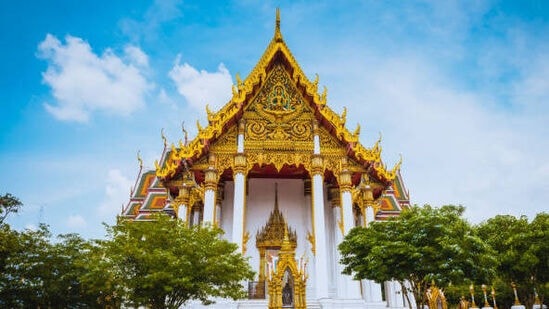 హైదరాబాద్ - థాయ్ లాండ్ టూర్ ప్యాకేజీ(Thailand Tour Package)ధరలు చూస్తే… సింగిల్ షేరింగ్ కు రూ. 57415గా ఉంది. డబుల్ షేరింగ్ కు 49040గా నిర్ణయించారు. ట్రిపుల్ షేరింగ్ కు రూ. 49040గా ప్రకటించారు.www.irctctourism.com &nbsp;క్లిక్ చేసి ప్యాకేజీ పూర్తి వివరాలు తెలుసుకోవటంతో పాటు బుకింగ్ చేసుకోవచ్చు. ఏమైనా సందేహాలు ఉంటే… 040-27702407 ఫోన్ నెంబర్ ను సంప్రదించవచ్చు.