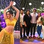 స్టార్ డైరెక్టర్ కొడుకు హీరోగా ఉషా పరిణయం.. ఐటమ్ సాంగ్ షూట్లో దర్శకుడు త్రివిక్రమ్ స్టార్ డైరెక్టర్ కొడుకు హీరోగా ఉషా పరిణయం.. ఐటమ్ సాంగ్ షూట్లో దర్శకుడు త్రివిక్రమ్
