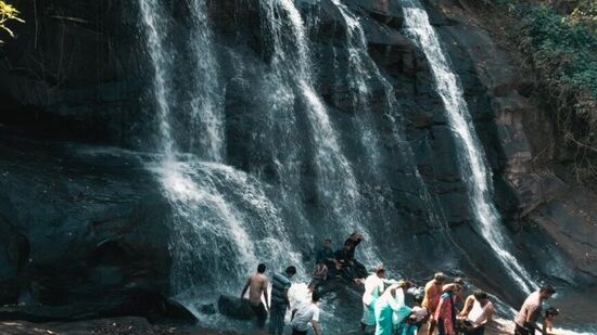 లంబసింగిలోని జలపాతం