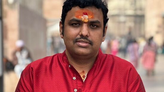పంచాంగకర్త బ్రహ్మశ్రీ చిలకమర్తి ప్రభాకర చక్రవర్తి శర్మ 