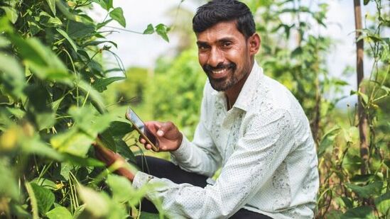 రైతుల మన్నన పొందుతున్న ప్లాంటిక్స్ యాప్