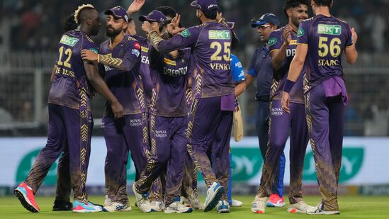 KKR vs MI IPL 2024: సూపర్ విక్టరీతో ప్లేఆఫ్స్ చేరిన కోల్‍కతా.. ముంబైకు మరో పరాభవం