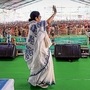 తృణమూల్ కాంగ్రెస్ చీఫ్, పశ్చిమ బెంగాల్ సీఎం మమత బెనర్జీ తృణమూల్ కాంగ్రెస్ చీఫ్, పశ్చిమ బెంగాల్ సీఎం మమత బెనర్జీ