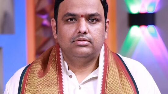 పంచాంగకర్త బ్రహ్మశ్రీ చిలకమర్తి ప్రభాకర చక్రవర్తి 