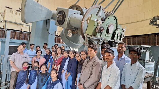 దాదాపు ఇక్కడ పరిశోధనలకు సంబంధించి.. 130కి పైగా వ్యాసాలు అంతర్జాతీయ, జాతీయ పబ్లికేషన్లలో ప్రచురితమమయ్యాయి. వందలాది మంది పీహెచ్డీ విద్యార్థులు...ఈ సెంటర్ పాత్రపై కూడా వారి పరిశోధన టాపిక్ గా ఎంచుకున్నారు. ఉస్మానియా వర్శిటీ అస్ట్రామనీ విద్యార్థులు ఇక్కడే ప్రాక్టికల్స్ చేస్తుంటారు. థియరీ క్లాస్ లు ఓయూలో జరిగినప్పటికీ… ప్రాక్టికల్స్ కోసం మాత్రం ఇక్కడికి వస్తుంటారు.