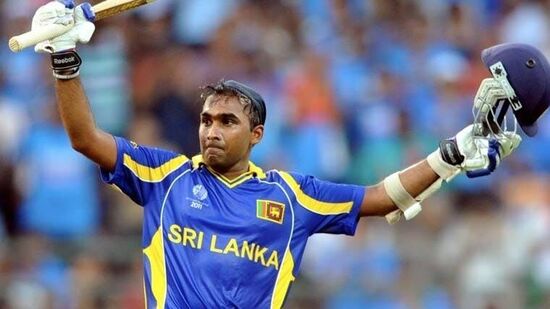 T20 World Cup Strike Rates: శ్రీలంక మాజీ కెప్టెన్ మహేల జయవర్దెనె టీ20 వరల్డ్ కప్ టోర్నీల్లో 134.74 స్ట్రైక్ రేట్ తో పరుగులు చేయడం విశేషం. అతడు మొత్తంగా 1016 రన్స్ చేశాడు.