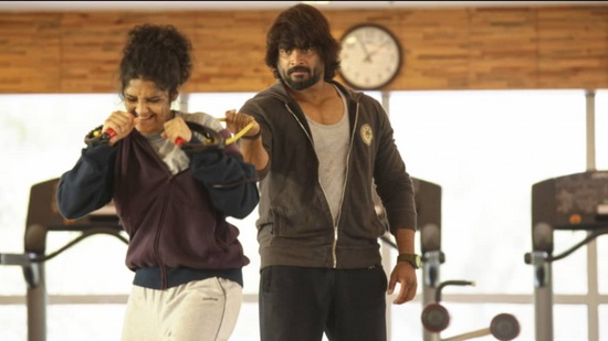 Movies on Women Athletes: మాధవన్ ఓ బాక్సింగ్ కోచ్ గా నటించిన మూవీ సాలా ఖడూస్. తమిళంలో ఇరుది సుట్రు మూవీకి రీమేక్ ఇది. మాధవన్ తోపాటు రితికా సింగ్ నటించిన ఈ మూవీ కూడా ప్రేక్షకులను బాగా ఆకట్టుకుంది.