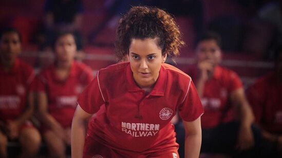 Movies on Women Athletes: పంగా మూవీలో మాజీ కబడ్డీ ఛాంపియన్ గా కంగనా రనౌత్ నటించింది. అశ్విని అయ్యర్ తివారీ డైరెక్ట్ చేసిన ఈ మూవీలో ఆటను వదిలేసి వెళ్లిన తర్వాత చాలా రోజులకు మళ్లీ గేమ్ లో అడుగు పెట్టి, వయసుతో పోటీ పడి గెలిచిన ప్లేయర్ పాత్రలో కంగనా అదరగొట్టింది.