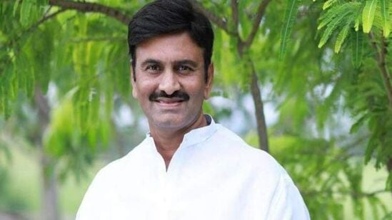 మాజీ ఎంపీ ఉండి ఎమ్మెల్యే రఘురామకృష్ణ రాజు 