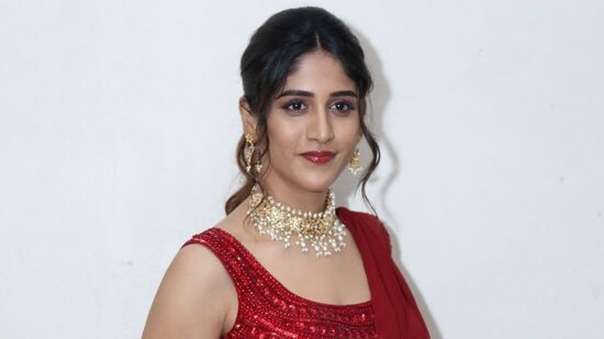 ఇటీవ‌లే గామితో క‌మ‌ర్షియ‌ల్ స‌క్సెస్‌ను అందుకున్న‌ది చాంద‌ని చౌద‌రి. విశ్వ‌క్‌సేన్ హీరోగా న‌టించిన ఈ అడ్వెంచ‌ర‌స్ థ్రిల్ల‌ర్ మూవీలో యాక్టింగ్‌కు స్కోప్ ఉన్న పాత్ర‌లో చాంద‌రి చౌద‌రి న‌టించింది.&nbsp;&nbsp;