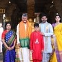 తిరుమల శ్రీవేంకటేశ్వర స్వామి దర్శనం తర్వాత కుటుంబ సభ్యులతో చంద్రబాబు <p>తిరుమల శ్రీవేంకటేశ్వర స్వామి దర్శనం తర్వాత కుటుంబ సభ్యులతో చంద్రబాబు</p>