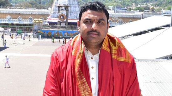 పంచాంగకర్త చిలకమర్తి ప్రభాకర చక్రవర్తి శర్మ