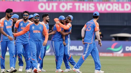 Team India Super 8 Schedule: టీ20 వరల్డ్ కప్ 2024లో భాగంగా గ్రూప్ ఎలో ఆడిన టీమిండియా అజేయంగా సూపర్ 8లో అడుగుపెట్టిన విషయం తెలిసిందే. యూఎస్ఏ, పాకిస్థాన్, ఐర్లాండ్ లపై గెలవగా.. కెనడాతో మ్యాచ్ వర్షం వల్ల రద్దయింది.