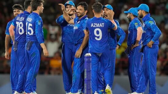 Team India Super 8 Schedule: సూపర్ 8లో భాగంగా గ్రూప్ సి నుంచి రెండో స్థానంతో వచ్చిన ఆఫ్ఘనిస్థాన్ తో టీమిండియా తొలి మ్యాచ్ ఆడుతుంది. ఈ మ్యాచ్ భారత కాలమానం ప్రకారం గురువారం (జూన్ 20) రాత్రి 8 గంటలకు ప్రారంభమవుతుంది.