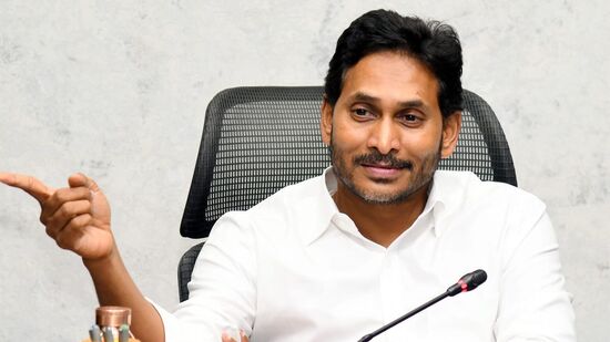 వైసీపీ అధినేత జగన్