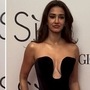 Disha Patani: దిశా పటానీ అర్మానీ ఈవెంట్లో ఇలా బ్లాక్ డ్రెస్ లో వచ్చి మెస్మరైజ్ చేసింది. ఆమె రాగానే ప్రతి ఒక్కరి చూపులు దిశా వైపే వెళ్లాయి. <p>Disha Patani: దిశా పటానీ అర్మానీ ఈవెంట్లో ఇలా బ్లాక్ డ్రెస్ లో వచ్చి మెస్మరైజ్ చేసింది. ఆమె రాగానే ప్రతి ఒక్కరి చూపులు దిశా వైపే వెళ్లాయి.</p>