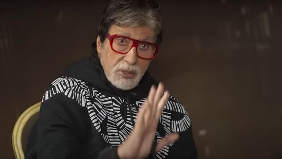 Amitabh Bachchan: ప్రభాస్ అభిమానులను క్షమాపణ కోరిన అమితాబ్.. ఎందుకంటే..