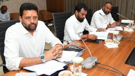 క్యాబినెట్ భేటీలో తొలిసారి ఎమ్మెల్యేలుగా ఎన్నికైన మంత్రులు