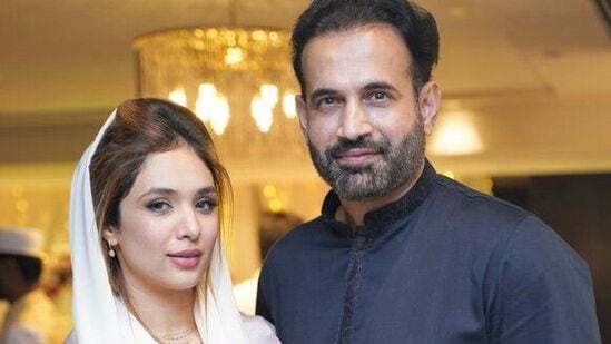 Irfan pathan Payal Ghosh: ఇర్ఫాన్ పఠాన్ ఆ తర్వాత సౌదీ మోడల్ సాఫా బేగ్ ని పెళ్లి చేసుకున్నాడు. అంతకుముందు అతడు శివాంగి అనే అమ్మాయితోనూ రిలేషన్షిప్ లో ఉన్నాడు.