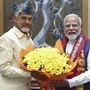 <p>ప్ర‌ధాన మంత్రి న‌రేంద్ర మోడీతో రాష్ట్ర ముఖ్య‌మంత్రి ఎన్‌.చంద్ర‌బాబునాయుడు భేటీ అయ్యారు. సుమారు అరగంట సేపు ఏకాంతంగా చ‌ర్చించారు. ఈ చ‌ర్చ‌లో రాష్ట్రానికి ఆర్థిక సాయం, పోల‌వ‌రం స‌వ‌రించిన అంచ‌నాల‌కు ఆమోదం, అలాగే పోల‌వ‌రం నిర్మాణానికి నిధులు, పెండింగ్‌లో ఉన్న విభ‌జ‌న హామీల ప‌రిష్కారం అంశాల‌ను చంద్ర‌బాబు లేవ‌నెత్తారు. రాష్ట్రాభివృద్ధికి ఎక్కువ స‌హ‌కారం అందించాల‌ని కోరారు. అలాగే తెలంగాణ నుంచి రావాల్సిన విద్యుత్ బ‌కాయిల‌ను విడుద‌ల‌ అంశాన్ని ప్రస్తావించినట్లు సమాచారం.</p>