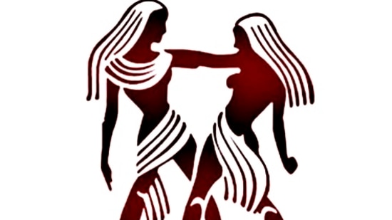 మిథునం : సూర్యుడు మీ రాశిచక్రం మొదటి ఇంట్లో సంచరిస్తున్నారు. దీనివల్ల ఆత్మవిశ్వాసం పెరుగుతుంది. ఇతరుల పట్ల గౌరవం పెరుగుతుంది. వ్యాపారంలో మంచి ఫలితాలు పొందుతారు. పురోభివృద్ధికి అవకాశాలు లభిస్తాయి. కుటుంబంలో సంతోషం ఉంటుంది&nbsp;.