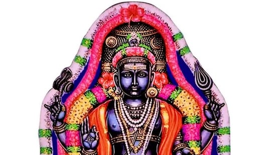 గురు భగవానుడు దేవతల రాజగురువు. తొమ్మిది గ్రహాలలో ఆయన శుభ వీరుడు. ఒక రాశిలో బృహస్పతి సంచరిస్తే వారికి అన్ని రకాల యోగాలు కలుగుతాయని జ్యోతిష్య శాస్త్రం చెబుతోంది. బృహస్పతి సంపదకు, శ్రేయస్సుకు, సంతాన ప్రాప్తికి, వివాహ వరానికి మూలం. సంవత్సరానికి ఒకసారి తన స్థానాన్ని మార్చగలడు. అతని సంచారం అన్ని రాశులపై భారీ ప్రభావాన్ని చూపుతుంది.