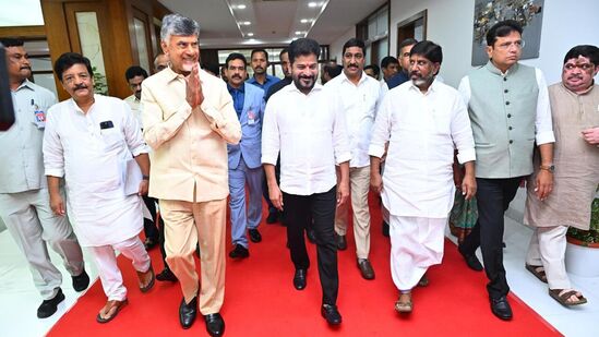 ఆంధ్రప్రదేశ్ నుంచి సీఎం చంద్రబాబు పాటు మంత్రులు కందుల దుర్గేష్, అనగాని సత్యప్రసాద్, బీసీ జనార్థన్ రెడ్డి, ఏపీ ఉన్నతాధికారులు పాల్గొన్నారు.&nbsp;