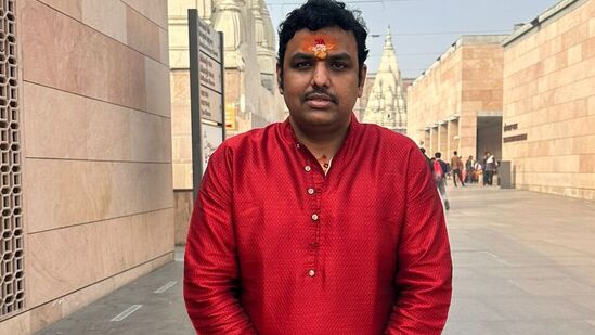 పంచాంగకర్త, ఆధ్యాత్మిక వేత్త చిలకమర్తి ప్రభాకర చక్రవర్తి శర్మ 
