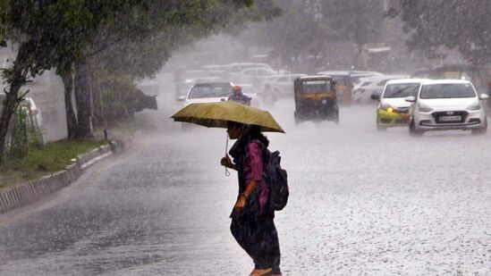సముద్ర మట్టానికి సగటును 5.8 కిమీ ఎత్తులో షీర్ జోన్ బలహీనపడిందని వాతావరణ శాఖ తెలిపింది. ఆంధ్రప్రదేశ్, యనాంలో దిగువ ట్రోపోస్పిరక్ స్థాయిలో నైరుతి, పశ్చిమ దిశగా గాలులు వీస్తున్నాయని వెల్లడించింది.