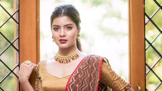 తెలుగులో ఈ ముద్దుగుమ్మ స‌రైన సినిమా కోసం ఎదురుచూస్తోంది. హ‌నుమాన్ త‌ర్వాత కొన్ని క‌థ‌లు విన్న అవేవీ అమృతా అయ్య‌ర్‌కు అంత‌గా న‌చ్చ‌లేద‌ని స‌మాచారం.&nbsp;