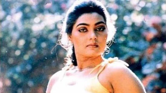 Silk Smitha: ఐటమ్ సాంగ్‍కు అడ్వాన్స్ అరేంజ్ చేసిన మరుసటి రోజే సిల్క్ స్మిత చనిపోయారు: ఆనంద్ రాజ్