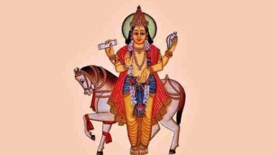 శుక్రుడు తొమ్మిది గ్రహాలలో రాక్షసులకు అధిపతి. ఇతడు ప్రేమ, విలాసాలకు అధిపతి. తులా రాశి, వృషభ రాశికి అధిపతి. శుక్రుడు ఒక రాశి నుండి మరొక రాశికి మారడానికి ఒక నెల సమయం పడుతుంది.&nbsp;