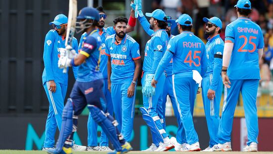 IND vs SL 2nd ODI Predicted XI: పంత్‍ మళ్లీ పక్కనే..  సిరాజ్ ఉంటాడా! శ్రీలంకతో రెండో వన్డేలో టీమిండియా ఇలా..