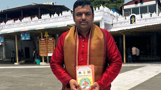 పంచాంగకర్త చిలకమర్తి ప్రభాకర చక్రవర్తి శర్మ 