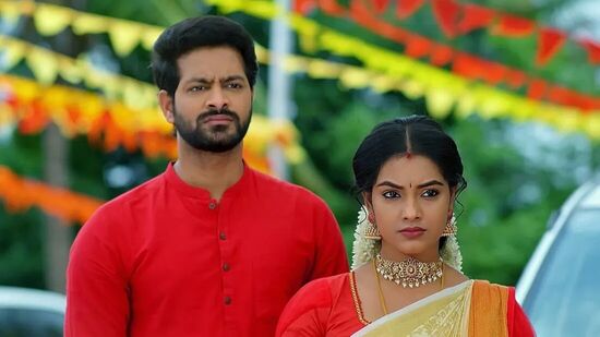 జాబిల్లి కోసం ఆకాశ‌మ‌ల్లే సీరియ‌ల్ సోమ‌వారం నుంచి శుక్ర‌వారం వ‌ర‌కు ఇక‌నుంచి మ‌ధ్యాహ్నం 3 గంట‌ల‌కు జీ తెలుగులో చూడాల‌ని మేక‌ర్స్ కోరారు.&nbsp;
