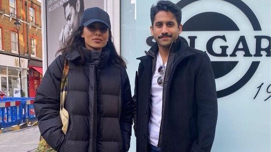 Naga Chaitanya Sobhita: &nbsp;సమంతతో విడాకుల తర్వాత చైతన్య నటి శోభితతో డేటింగ్ చేస్తున్నట్లు రెండేళ్లుగా వార్తలు వస్తున్నాయి. ఈ ఇద్దరూ తొలిసారి మే, 2022లో కలిశారు. తర్వాత అప్పుడప్పుడూ లండన్ వీధుల్లో, యూరప్ ట్రిప్ లో కనిపిస్తూ తమ మధ్య ఏదో నడుస్తోందని చెప్పకనే చెప్పారు.