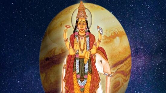 సంపదకు కారకుడైన గురు రాశి రాశులను కూడా మారుస్తాడు. ఈ మార్పు కొన్ని రాశులపై శుభ ప్రభావం, ఇతర రాశులపై అశుభ ప్రభావం చూపుతుంది. బృహస్పతి ఆగష్టు 20న మృగశీర నక్షత్రంలో సంచరిస్తాడు. ఈ రాశికి అధిపతి కుజుడు.