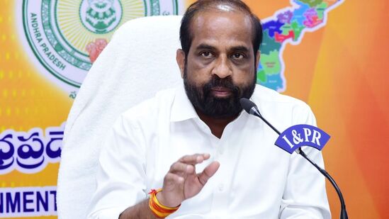 సోమవారం పెండింగ్‌ బకాయిలు రూ.500 కోట్లు విడుదల చేస్తామని మంత్రి హామీ ఇచ్చారని నెట్ వర్క్ ఆసుపత్రుల సంఘం తెలిపింది. వచ్చే నెలాఖరు నాటికి మరో రూ.250 కోట్లు విడుదల చేయాలని మంత్రిని కోరామని చెప్పింది. నెట్‌వర్క్‌ ఆస్పత్రుల సమస్యలను పరిష్కారానికి కృషి చేస్తామని మంత్రి సత్యకుమార్ హామీ ఇచ్చారు. &nbsp;&nbsp;