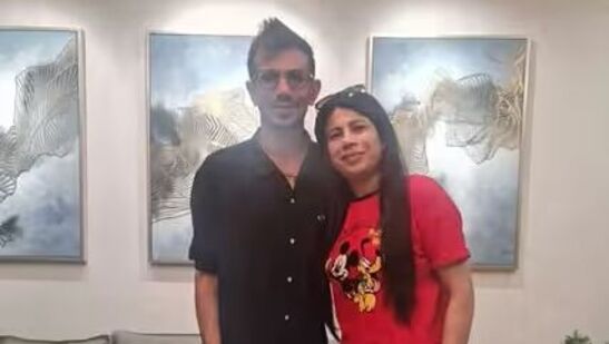 Cricketers Raksha Bandhan: టీమిండియా స్పిన్నర్ యుజువేంద్ర చహల్ తన సోదరితో రాఖీ కట్టించుకున్న తర్వాత ఆమెతో దిగిన ఫొటోను షేర్ చేశాడు.