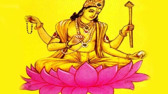 ప్రస్తుతం బృహస్పతి వృషభ, రోహిణి నక్షత్రాల నాలుగో&nbsp;ఇంట్లో ఉన్నాడు. నిన్న ఆగస్టు 20 సాయంత్రం 05:&nbsp;22 గంటలకు&nbsp;అంగారక గ్రహానికి చెందిన మృగశిర నక్షత్ర మండలంలో ప్రయాణించి&nbsp;అక్టోబర్&nbsp;9న తిరోగమనంలోకి వస్తాడు.