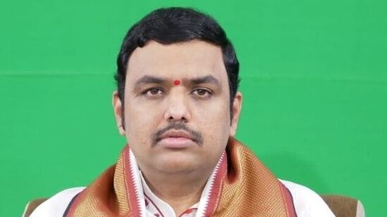 చిలకమర్తి ప్రభాకర చక్రవర్తి శర్మ