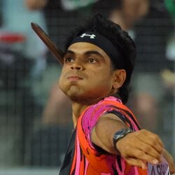 <p>Neeraj Chopra Diamond League: పారిస్ ఒలింపిక్స్ లో సిల్వర్ మెడల్ గెలిచి రెండు వారాలు కూడా కాలేదు.. నీరజ్ చోప్రా అప్పుడే లౌసానె డైమండ్ లీగ్ లో పాల్గొన్నాడు. గజ్జల్లో గాయంతో బాధపడుతున్న అతడు.. పారిస్ నుంచి చికిత్స కోసం నేరుగా జర్మనీ వెళ్లాడు. అతడు లౌసానెలో మెరుగ్గా రాణించడం అనుమానమే అనుకుంటుండగా ఊహించినట్లే అతడు రెండో స్థానానికి పరిమితం అయ్యాడు.</p>